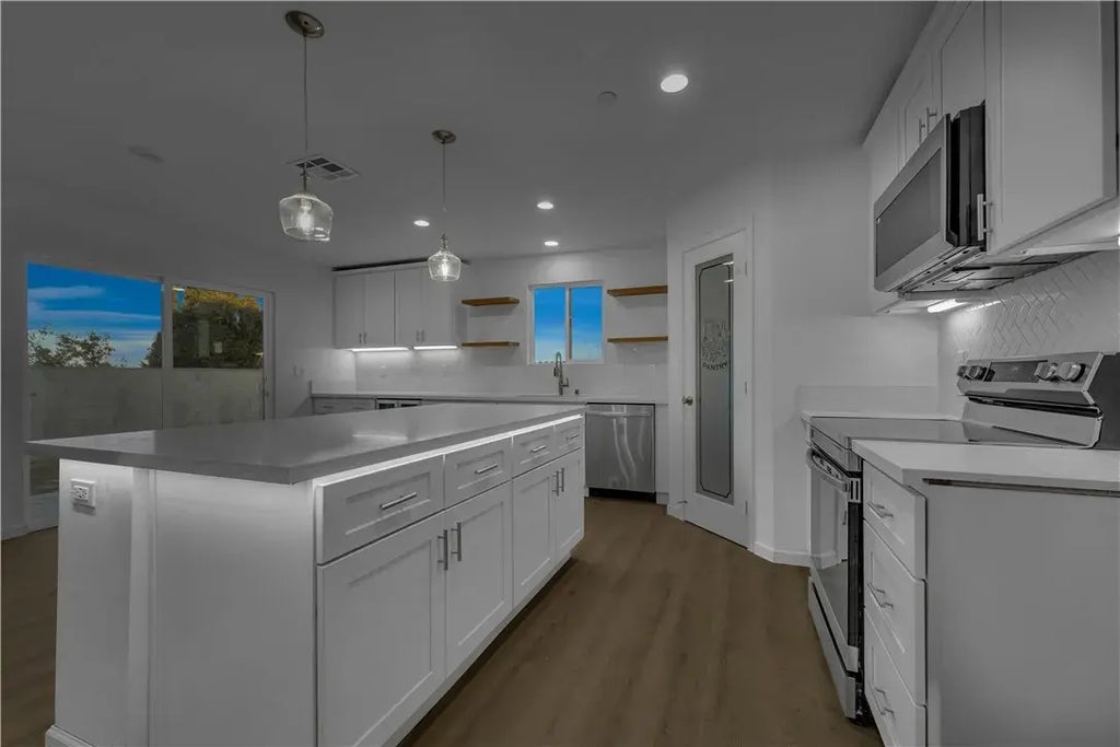 21726 Edward Street, California City