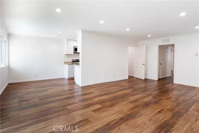 121 Sinclair Avenue 120, Glendale