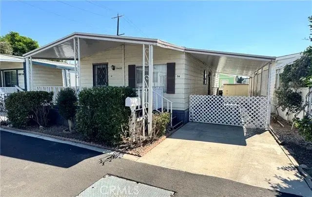 15482 Jonfin 56, Mission Hills (san Fernando)