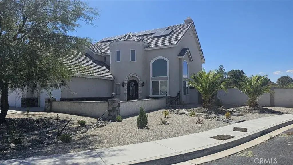 11238 Lindsay Lane, Apple Valley