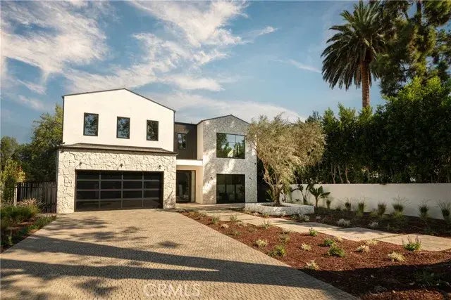 23317 Collins Street, Woodland Hills