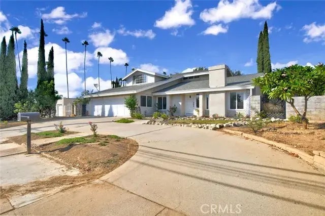 1035 Baseline Road, La Verne