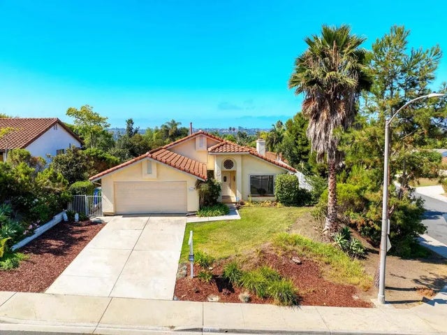 7911 Terraza Disoma, Carlsbad