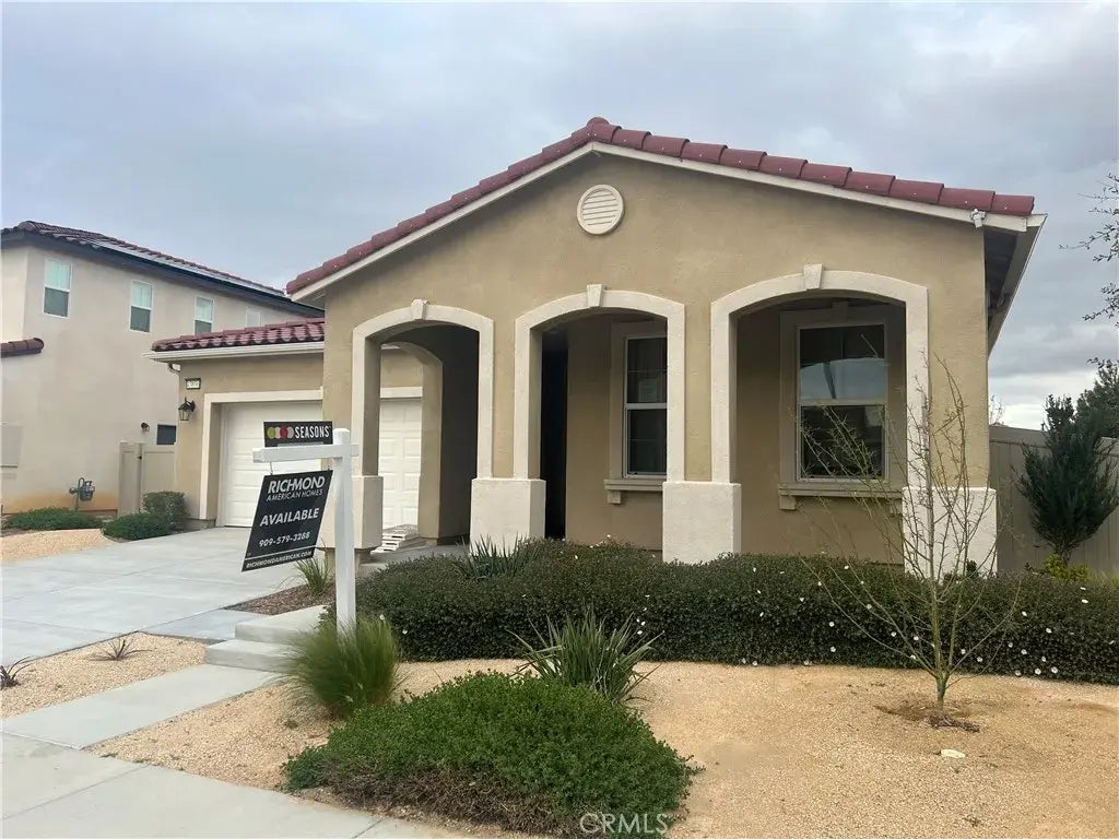 43896 Hampton Street, Lancaster