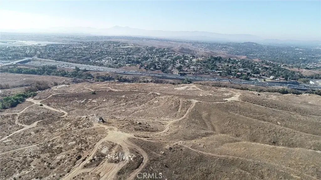 Pettegrew, Riverside