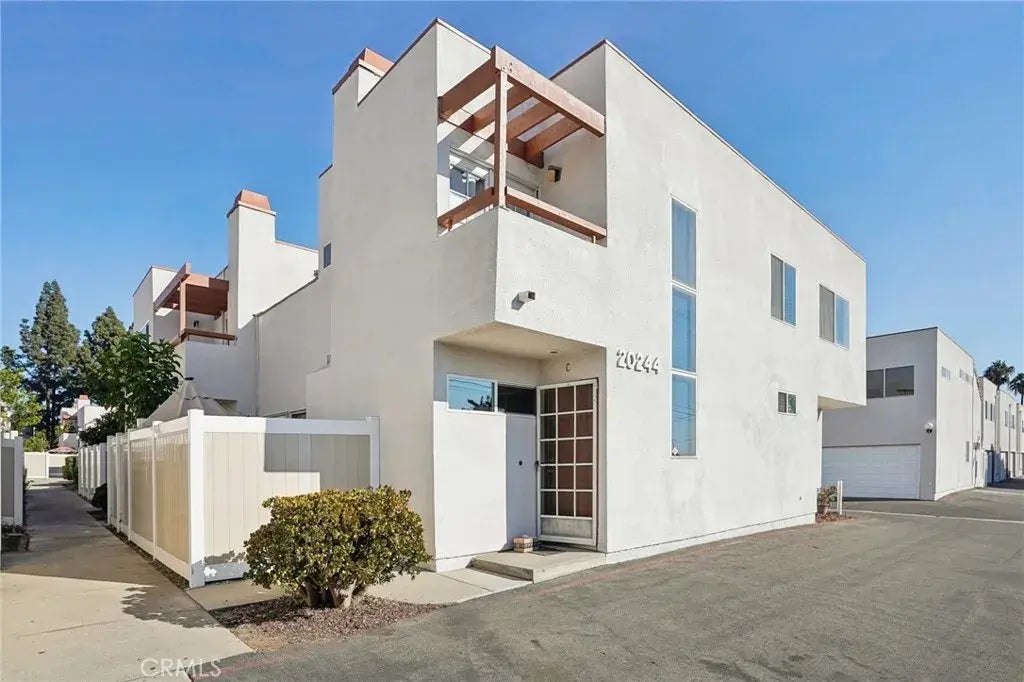 20244 E Arrow B, Covina