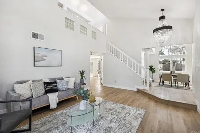 1499 Corte Rapallo, Escondido