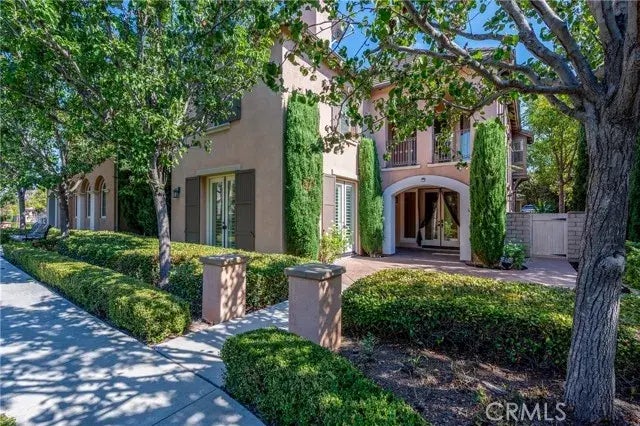 38 Twin Gables, Irvine