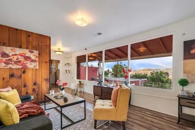 8760 Golden Ridge Road, Lakeside