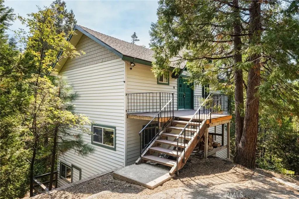 175 Golf Course Road, Lake Arrowhead