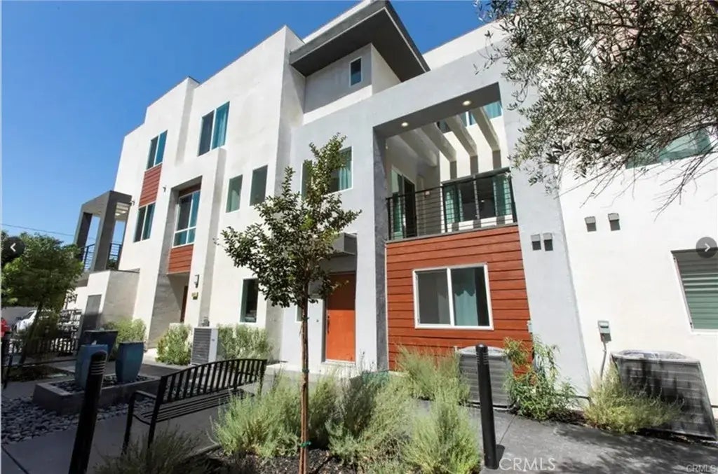 8461 Tweedy Lane, Downey