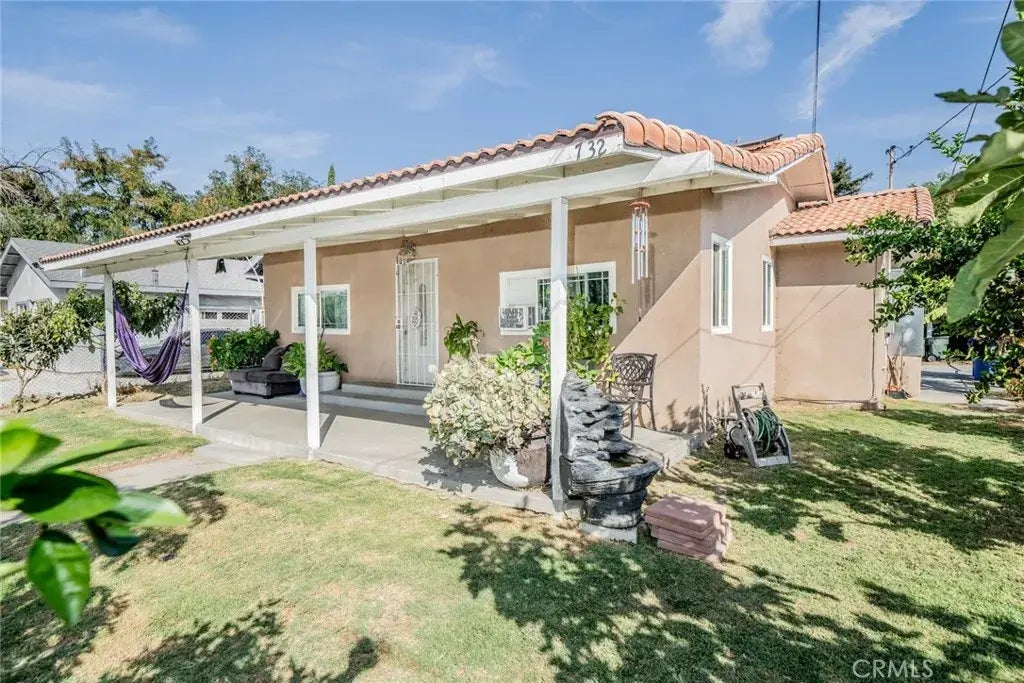 732 W 11th Street, San Bernardino