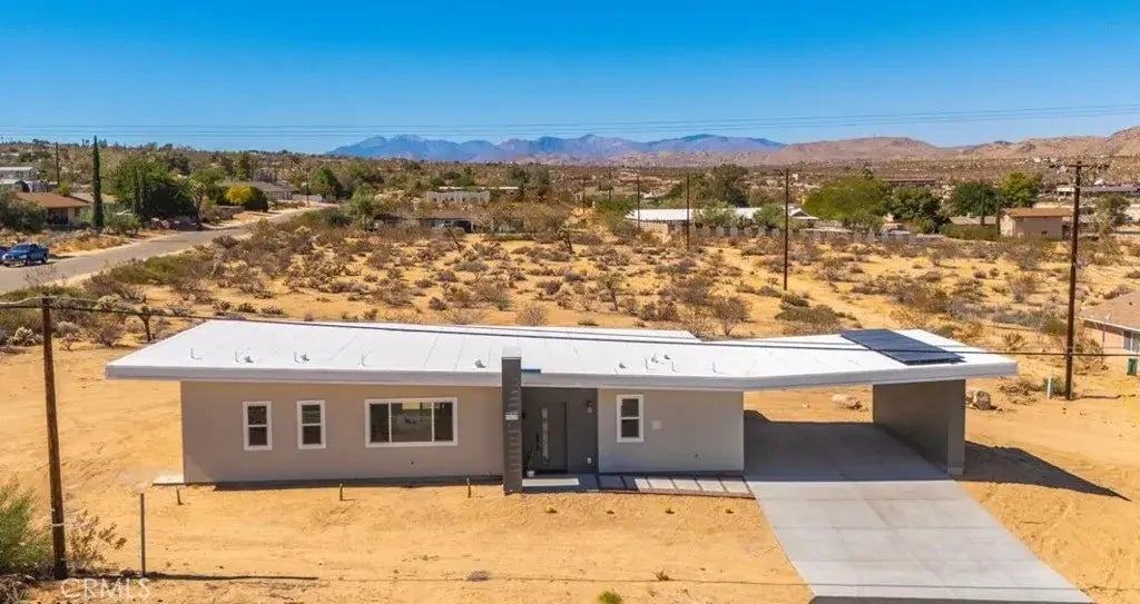 6614 Sunset Road, Joshua Tree