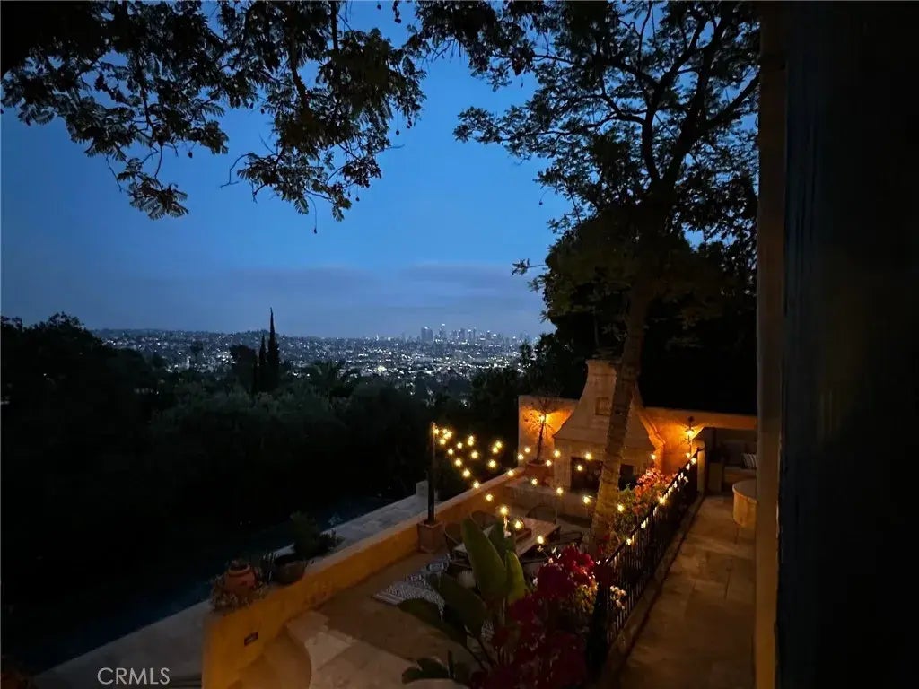 2618 Nottingham Avenue, Los Angeles