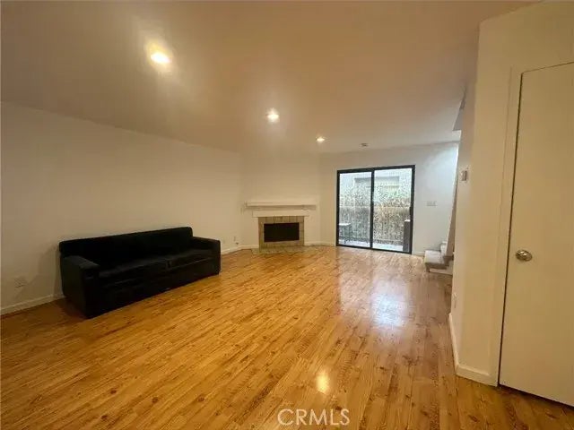 327 Chester Street F, Glendale