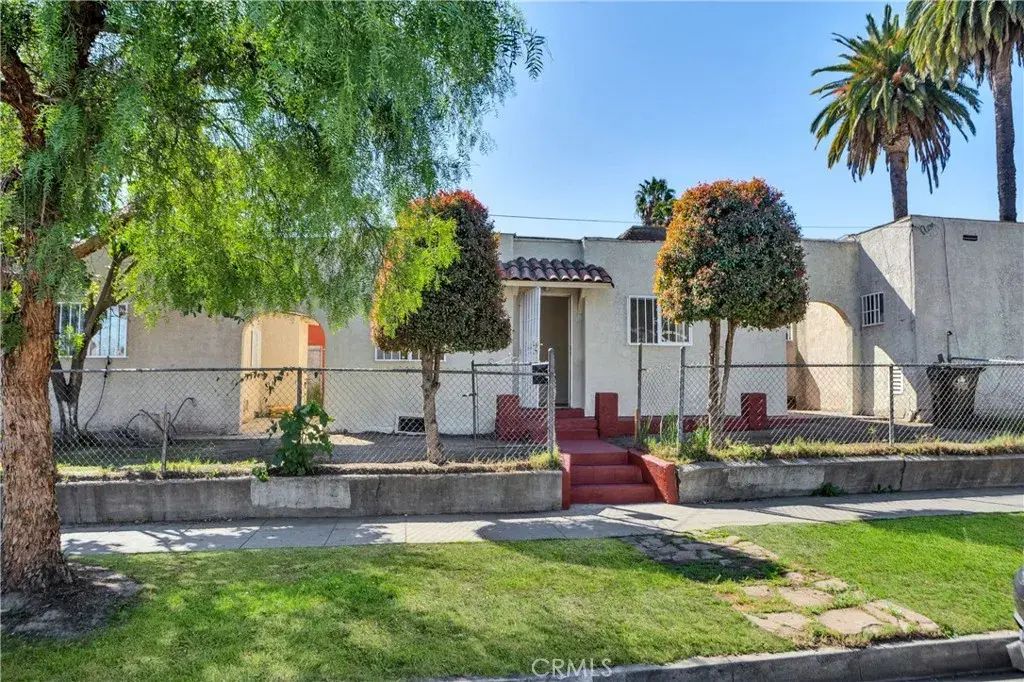 916 W 88th Street, Los Angeles