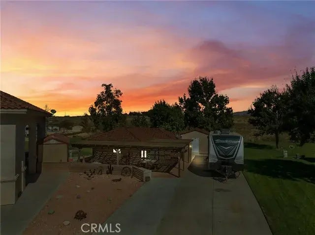 11635 Ridgemark Road, Apple Valley