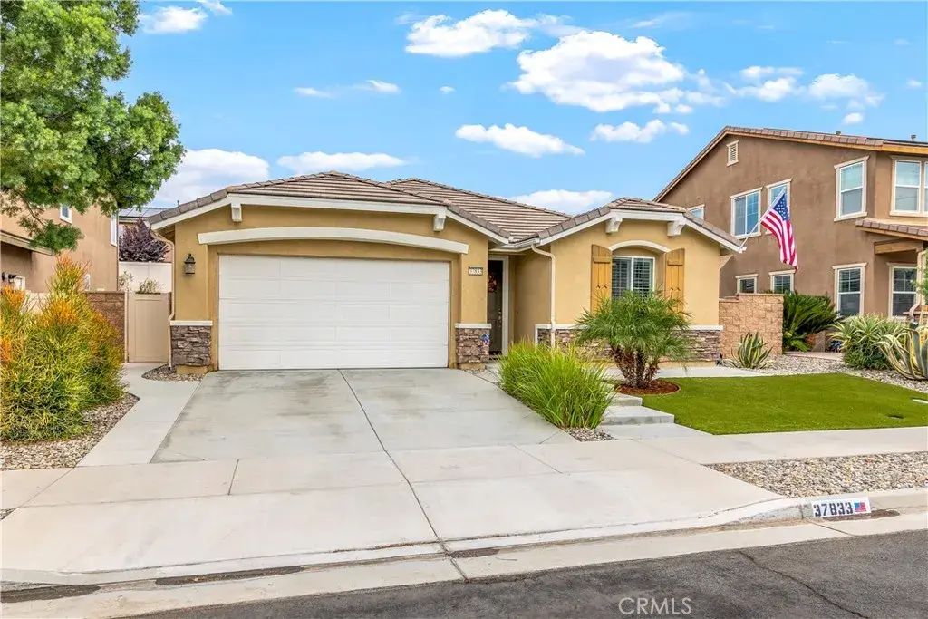 37833 Apache Plume Drive, Murrieta