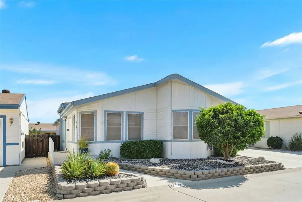 27250 Murrieta 292, Menifee