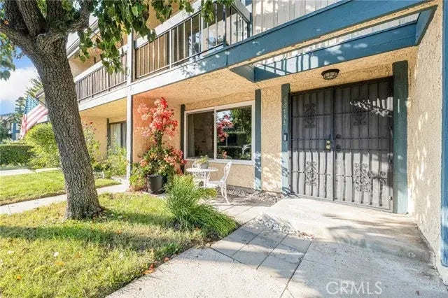 16733 Vanowen Street, Lake Balboa