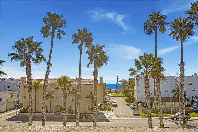 16962 Pacific Coast 202, Huntington Beach