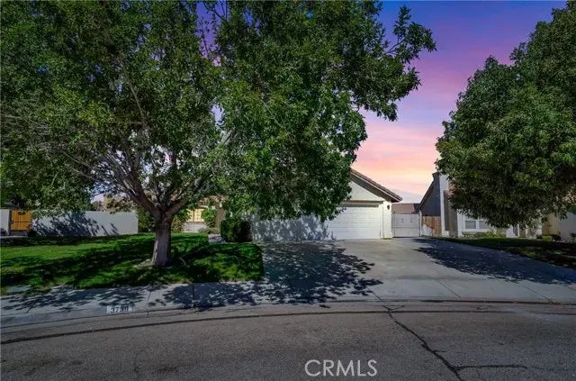 3739 Agave Circle, Lancaster