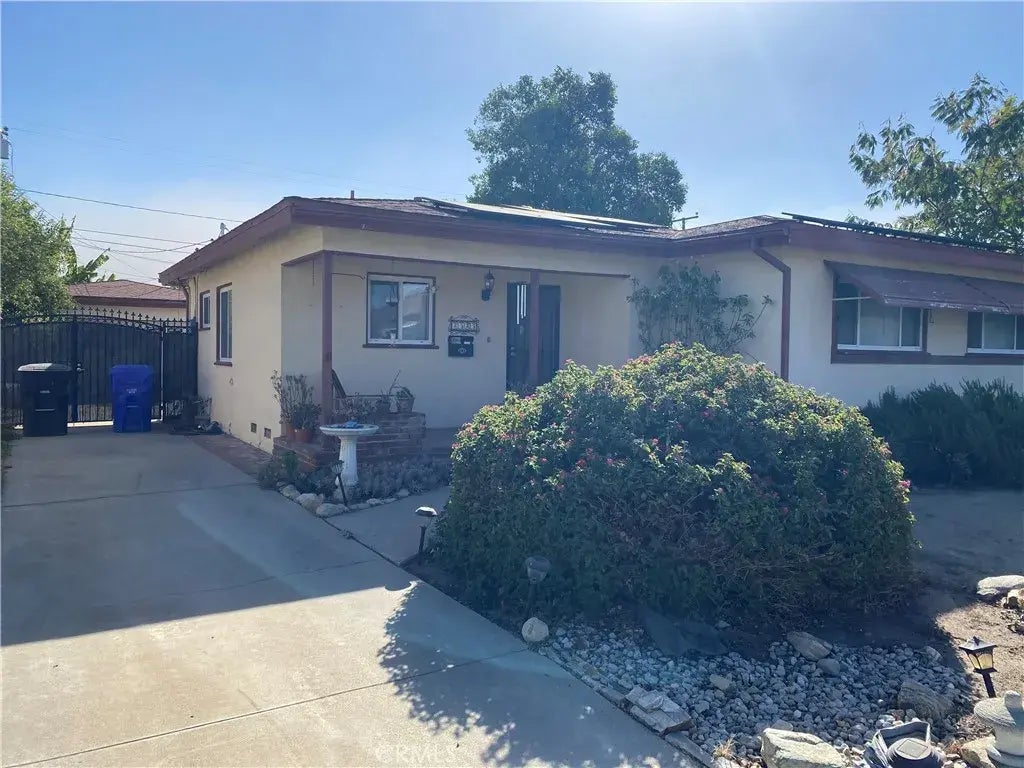 2325 N Newport Avenue, San Bernardino