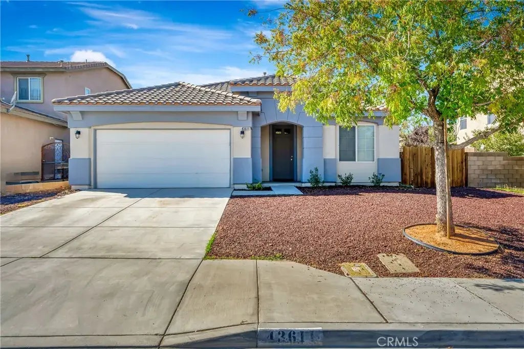 43611 22nd St E, Lancaster