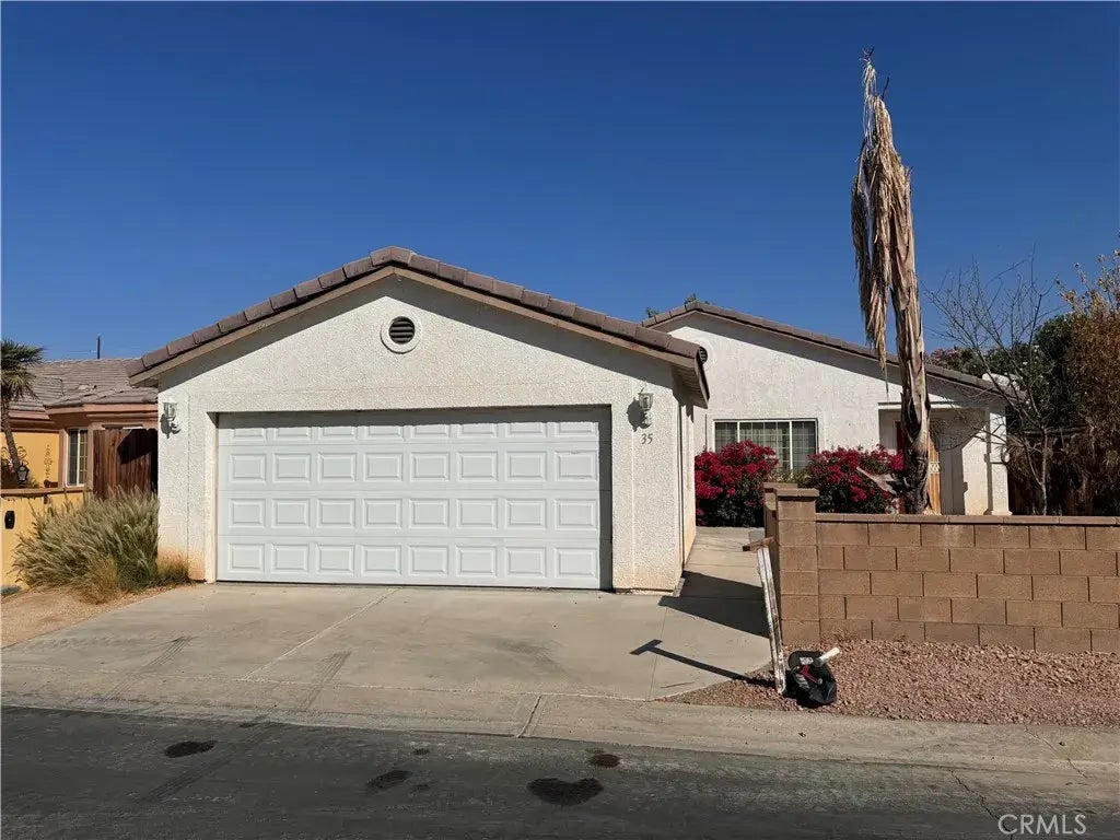 81641 Avenue 48 35, Indio