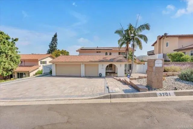 3701 Country Trail, Bonita