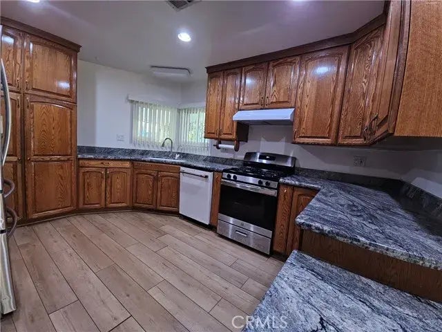 616 45th, Bakersfield