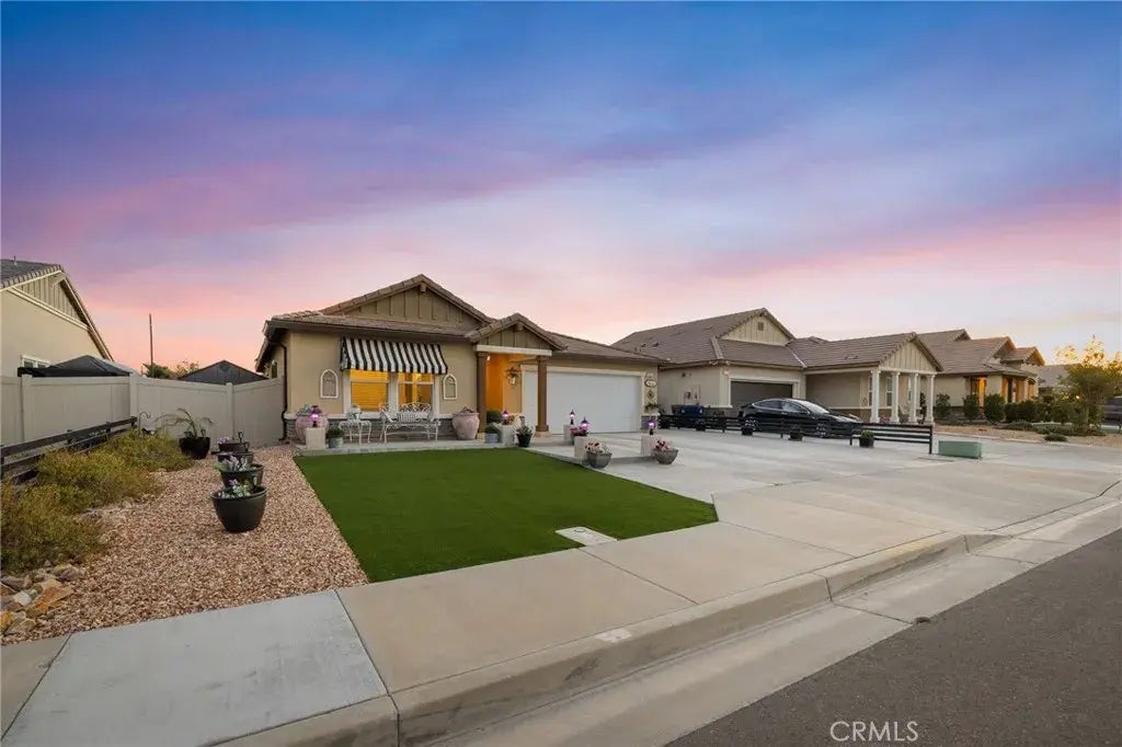 6320 Pondera Street, Lancaster