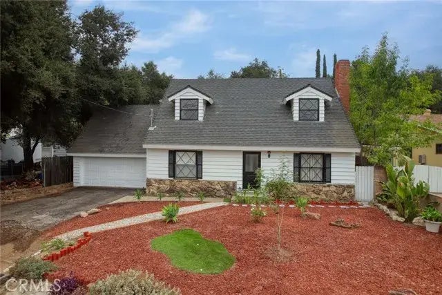 7964 Mcgroarty Street, Sunland