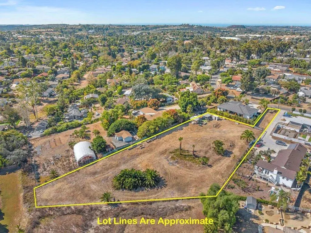 931 Vale View, Vista