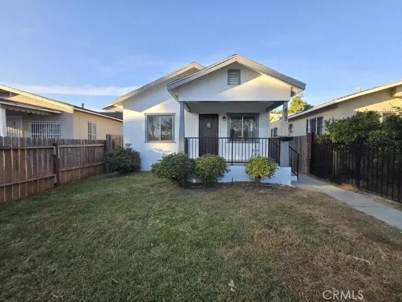 809 E 112th Street, Los Angeles