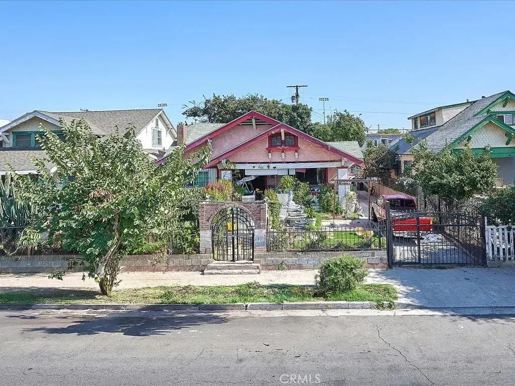 4162 S Budlong Avenue, Los Angeles