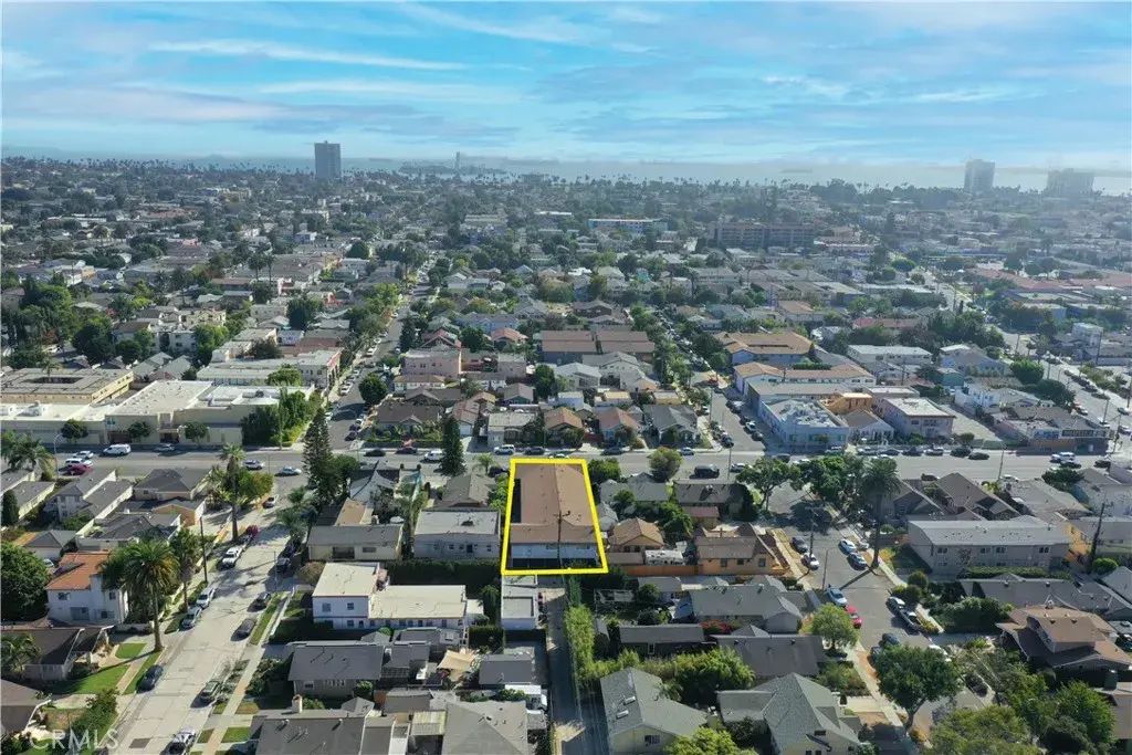 2521 E 7th Street, Long Beach