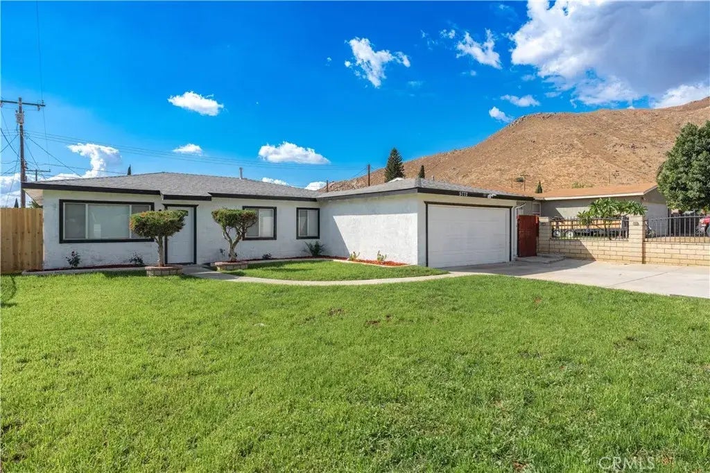 5772 28th Street, Jurupa Valley