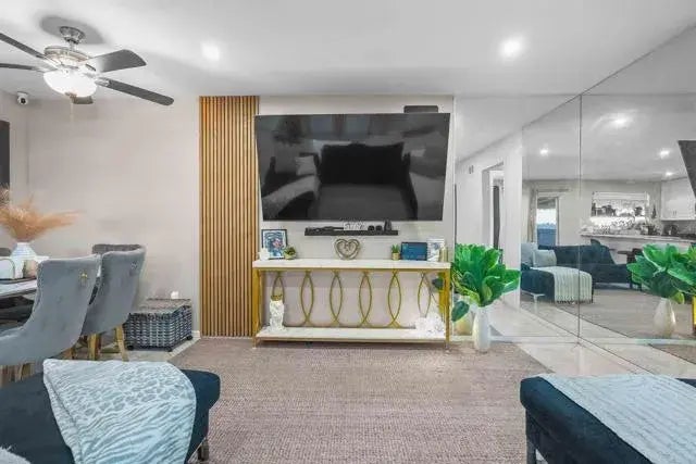 1911 Bluehaven Court, 