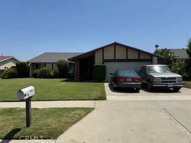 1185 Zircon Street, Corona