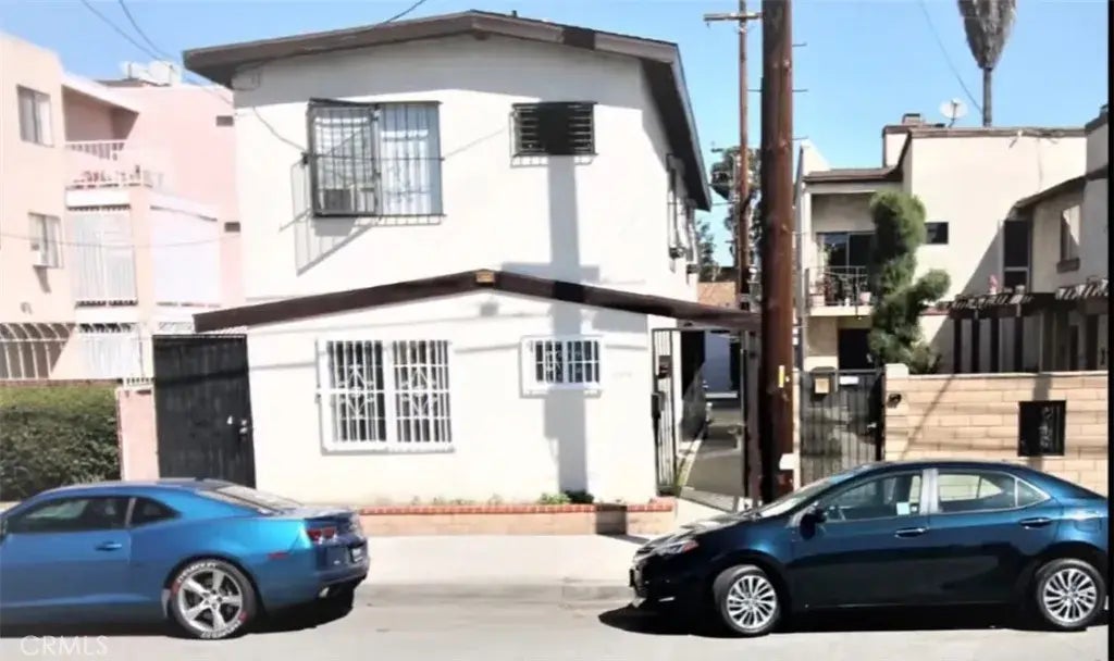 3019 E Artesia Boulevard 1, Long Beach