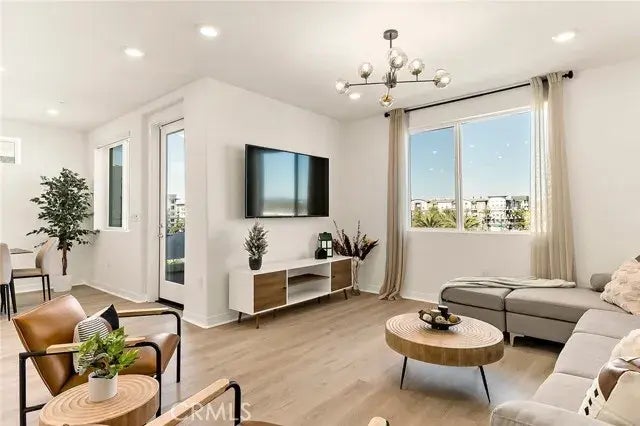 1406 E Meridian St 21, Anaheim