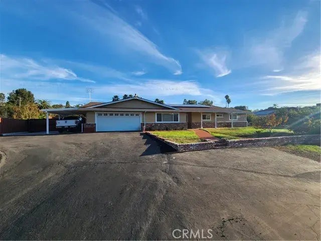3128 Via Solana, Escondido