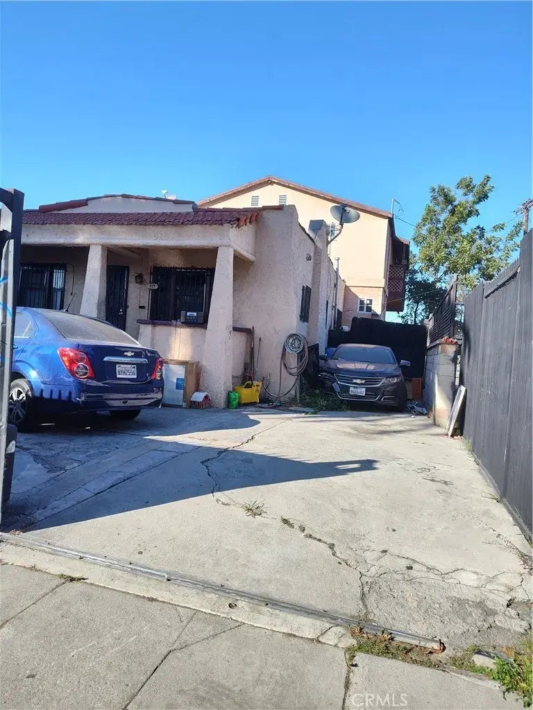 515 W 104th Street, Los Angeles