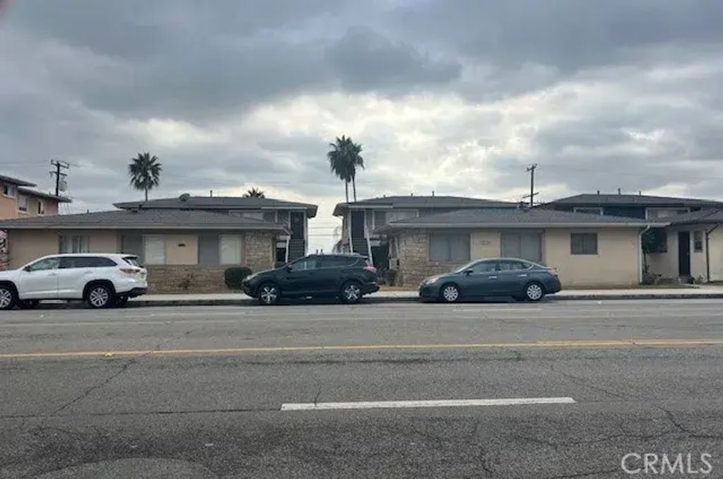 2225 W Beverly Boulevard, Montebello