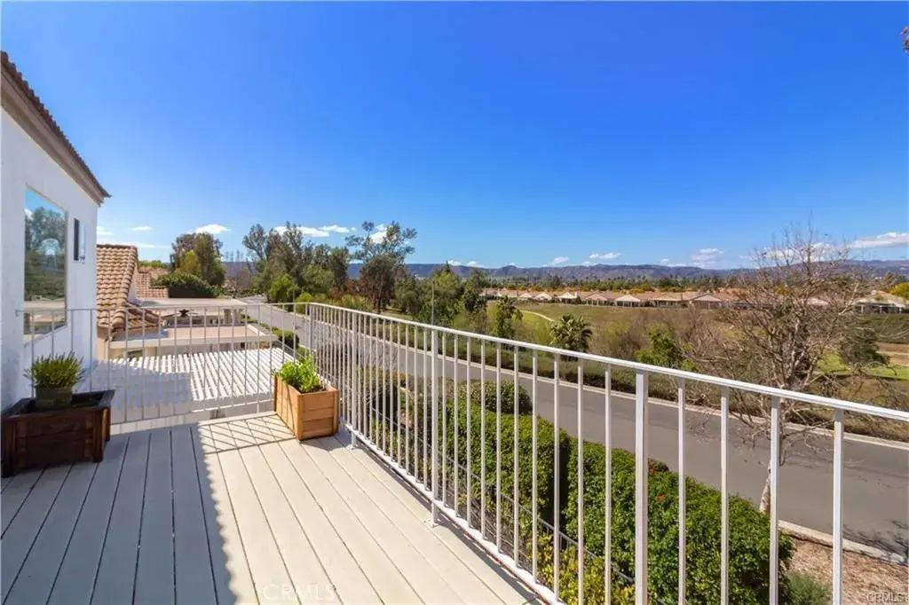 40093 Corte Lorca, Murrieta