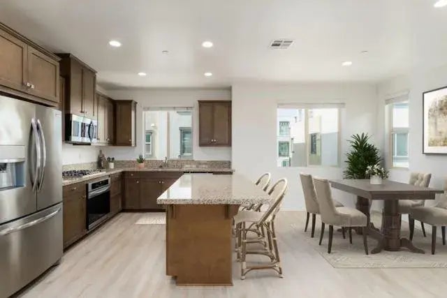 2231 Solara Lane, Vista