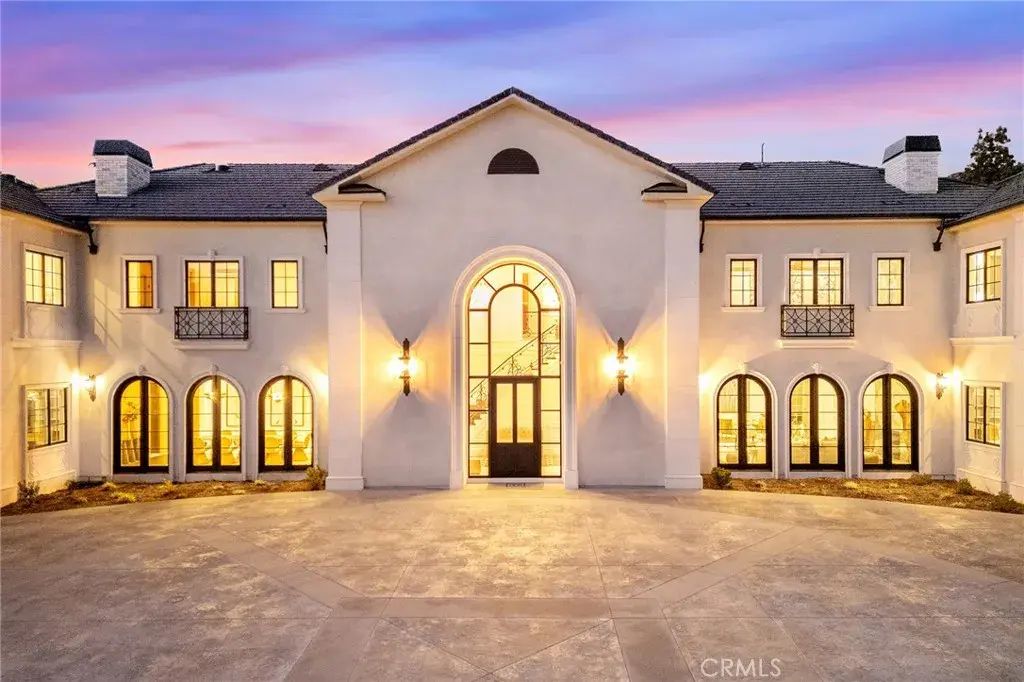 188 Deodar Lane, Bradbury