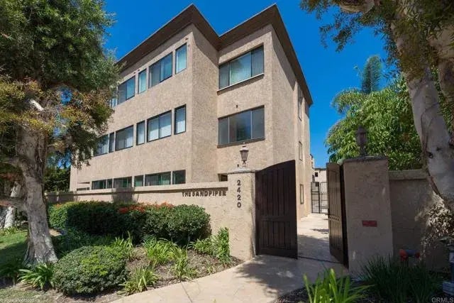 2420 Torrey Pines Road B303, La Jolla