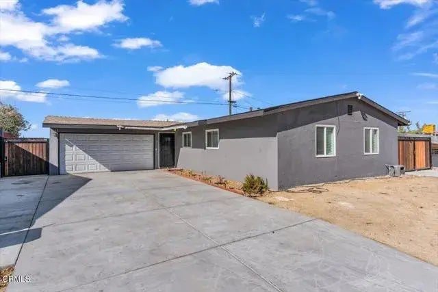 15104 Condor Road, Victorville